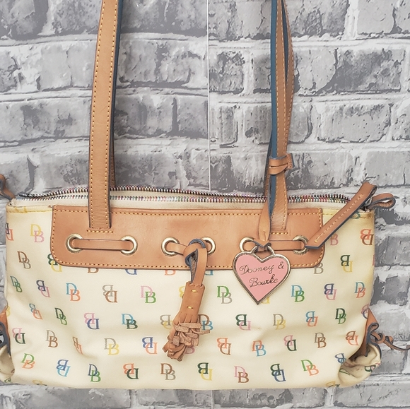 dooney and bourke lana